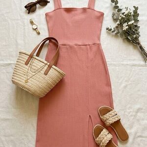Elegant Pink Sleeveless Dress